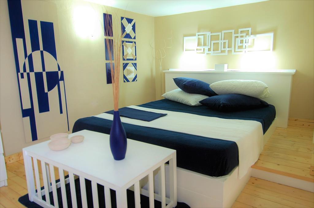 Virna House A